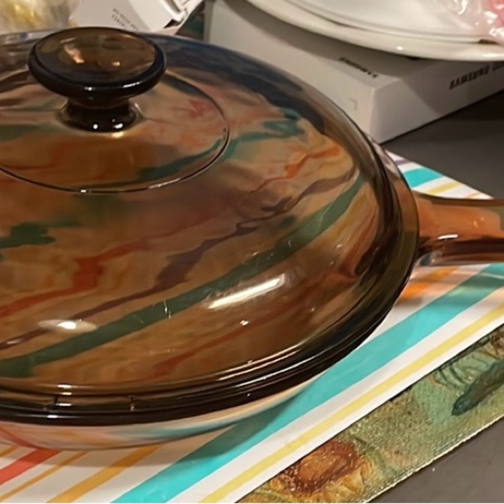 Vintage France amber pyrex fry pan